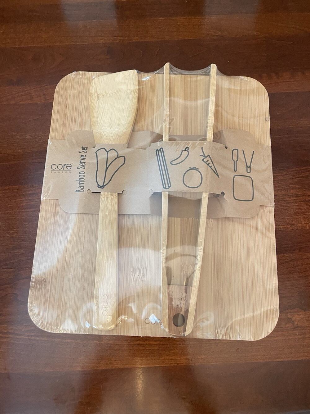 New Core Bamboo Bamboo Serve Set Serving Board Spatula Tongs Sealed